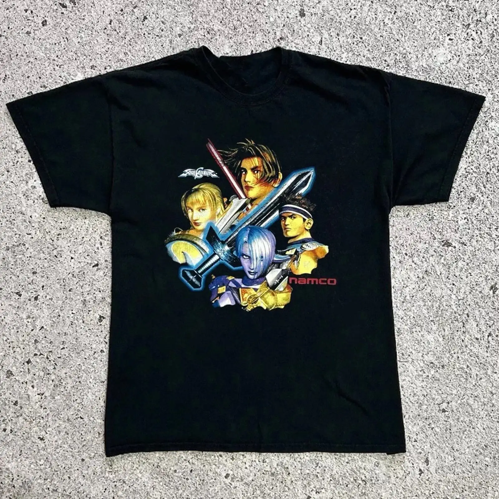 Vintage Fashion Video - 90年代のソウルキャリバーのビデオゲームをモチーフにした、S～5XLサイズのTシャツ。ILS281。ヴィンテージ風のウォッシュ加工が施され、快適な着心地で、普段使いに最適なファッションアイテム。