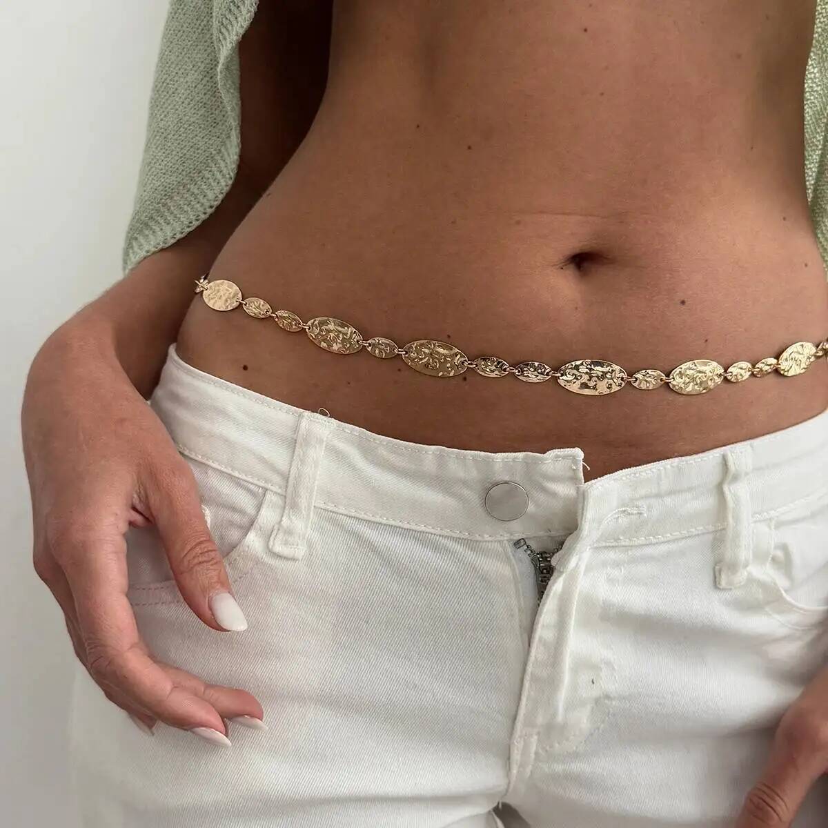 Vintage Fashion Trends 2026 - IngeSight.Z シンプルなヴィンテージ折りたたみメタルウエストベリーチェーン女性 2026 トレンド絶妙なセクシーなゴールドカラーベルトチェーンボディチェーンジュエリー