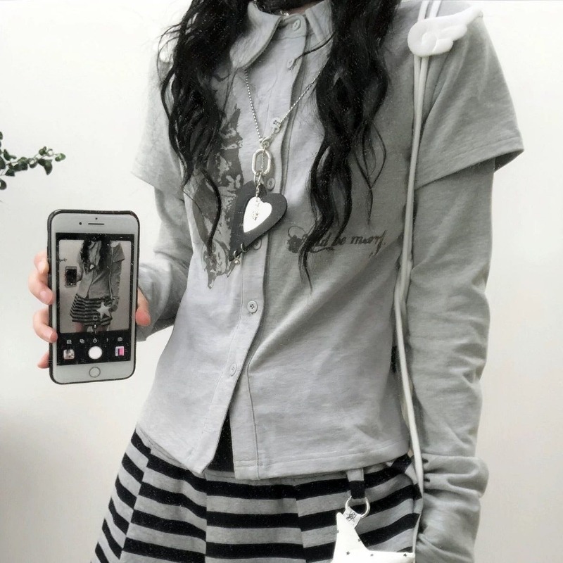 Kimotimo Y2k ヴィンテージ ラビットプリント 長 - Vintage Fashion T Shirts のレビューと価格