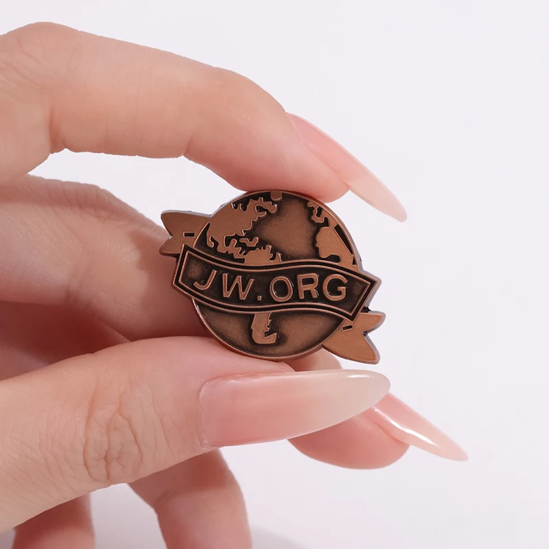 レトロ地球ブローチ JW.ORG エナメルピンカスタムヴィン - Vintage Fashion Org のレビューと価格